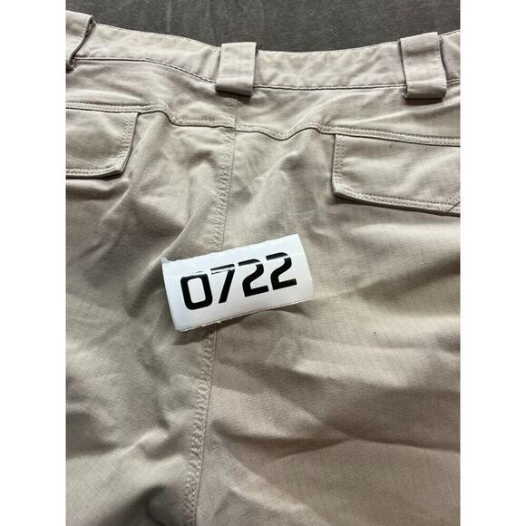 5.11 Tactical Pants Mens Size 40x32 Beige Ripstop Cargo Shooting Training‎ Range - Picture 6 of 6